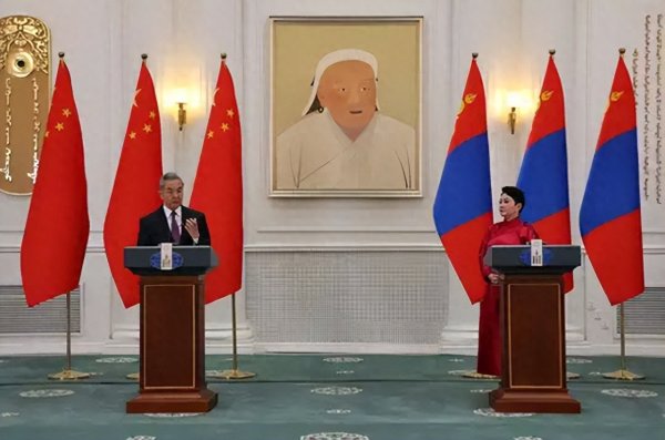 蒙古国总理来华: 没被锁住! 西方想拉拢反华, 被一句话识破!